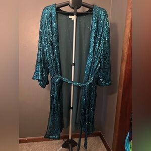 Skies Are Blue Curvy Sequined Belted Kimono/Dress. Size 1X/2X